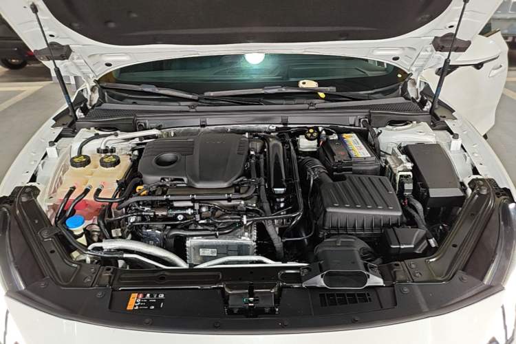 Used MG 7 2023 1.5T DCT Elegant & Graceful Edition Engine Bay