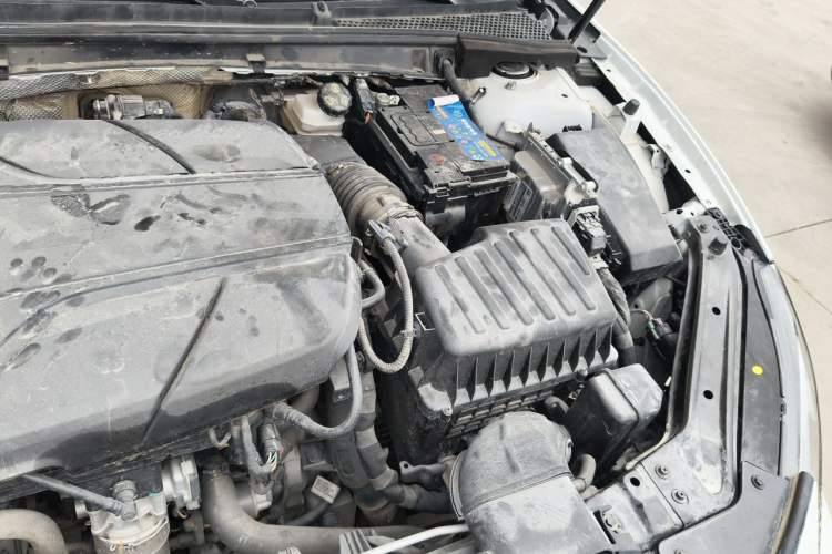 Used MG 7 2023 2.0T Automatic Hunter Luxury Edition Engine Bay Left