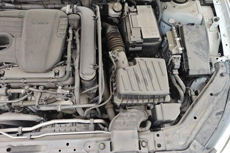 Used MG 7 2023 1.5T DCT Luxurious Supreme Edition Engine Bay Left