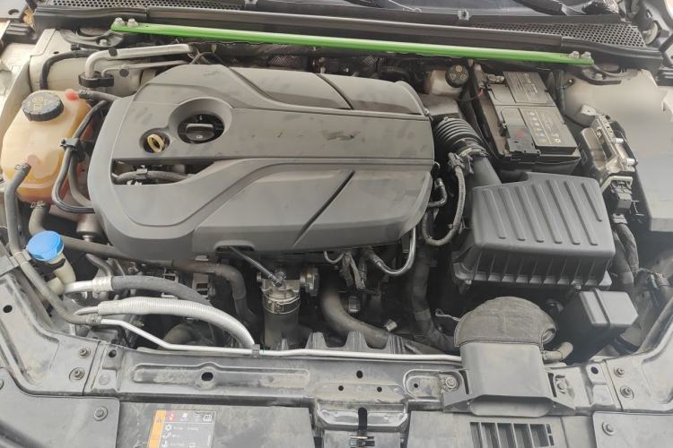 Used MG 7 2023 2.0T Automatic Trophy+ Ignition Glory Edition Engine Bay