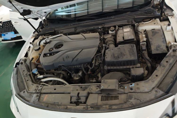 Used MG 7 2023 2.0T Automatic Hunter Luxury Edition Engine Bay
