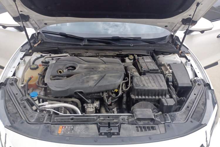 Used MG 7 2023 2.0T Automatic Hunter Luxury Edition Engine Bay