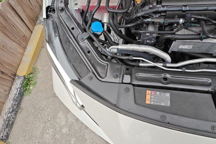 Used MG 7 2023 1.5T DCT Luxurious Supreme Edition Engine Bay Right