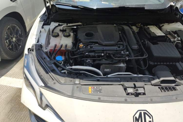 Used MG 7 2023 1.5T DCT Supreme Comfort Edition Engine Bay Right