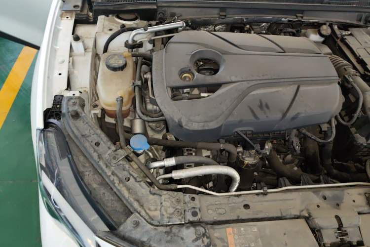 Used MG 7 2023 2.0T Automatic Hunter Luxury Edition Engine Bay Right