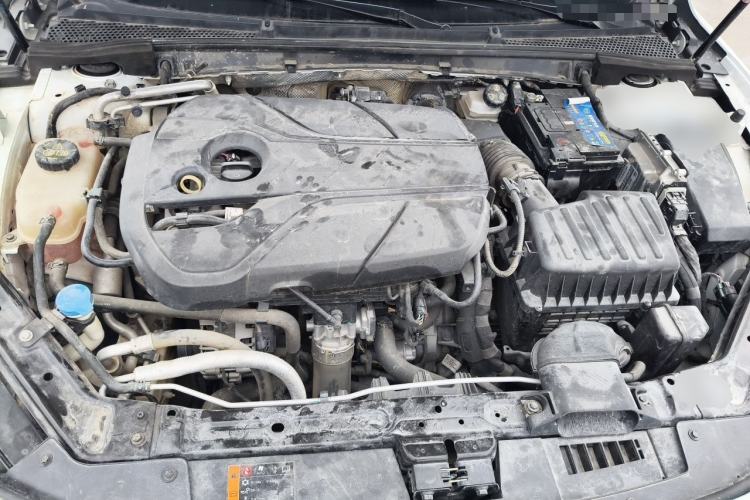 Used MG 7 2023 2.0T Automatic Hunter Luxury Edition Engine Bay
