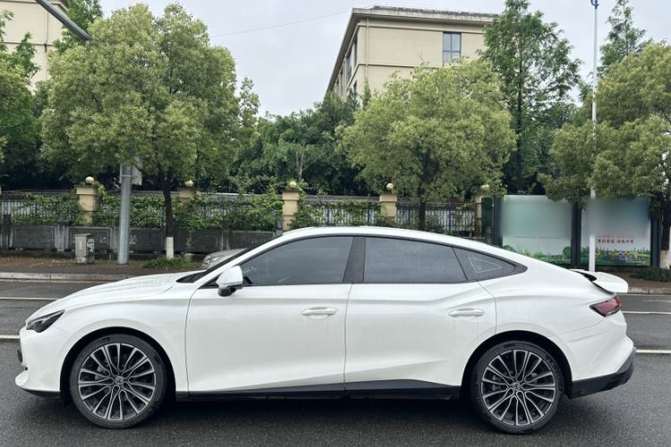 Used MG 7 2023 2.0T Automatic Hunter Luxury Edition Exterior 2
