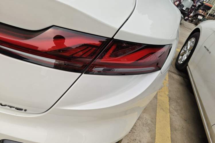 Used MG 7 2023 1.5T DCT Luxurious Supreme Edition Exterior 3