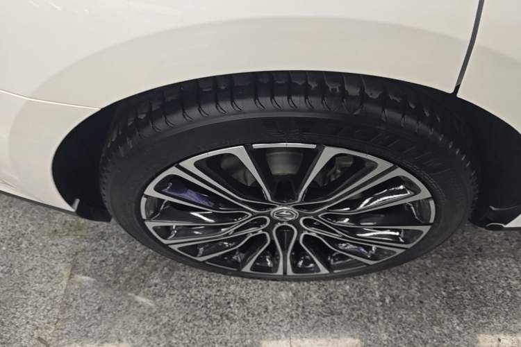 Used MG 7 2023 1.5T DCT Elegant & Graceful Edition Exterior 5