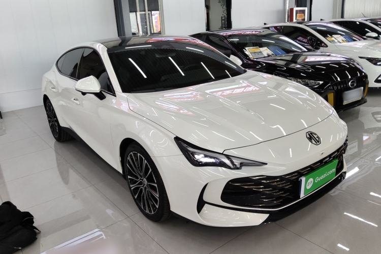 Used MG 7 2023 1.5T DCT Elegant & Graceful Edition Front Right 45 Deg