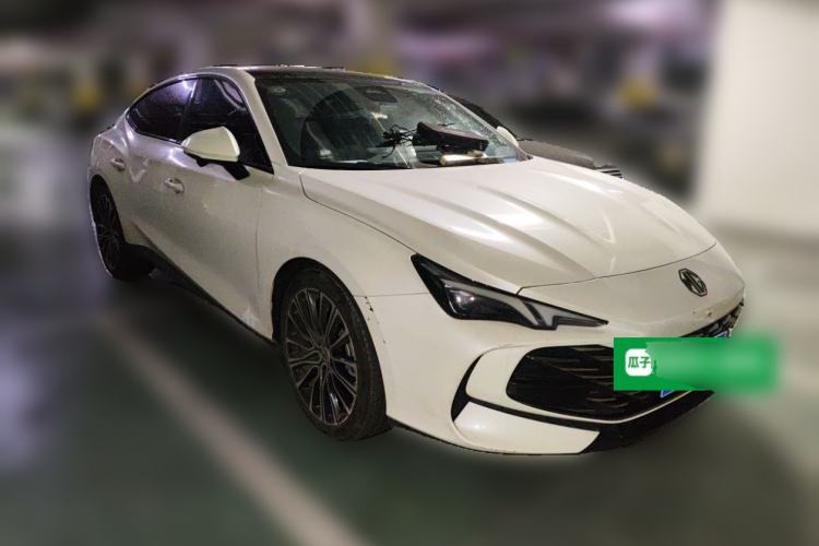Used MG 7 2023 1.5T DCT Elegant & Graceful Edition Front Right 45 Deg