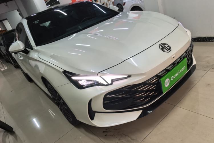 Used MG 7 2023 2.0T Automatic Hunter Luxury Edition Front Right 45 Deg