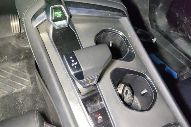 Used MG 7 2023 1.5T DCT Elegant & Graceful Edition Gear Lever