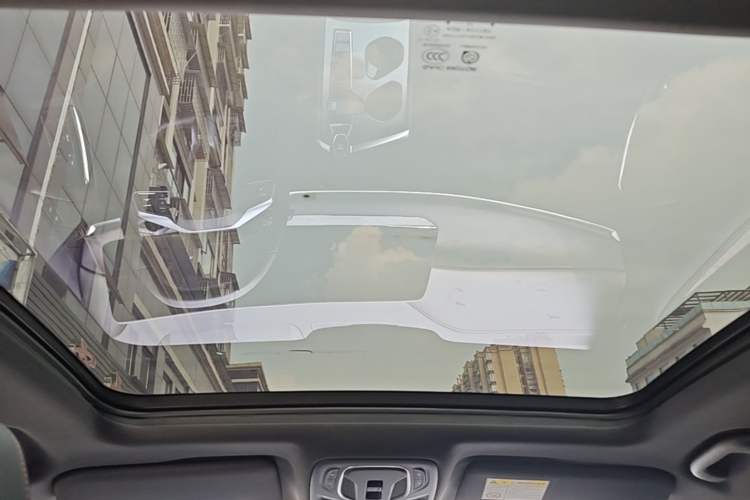 Used MG 7 2023 2.0T Automatic Hunter Luxury Edition Headliner