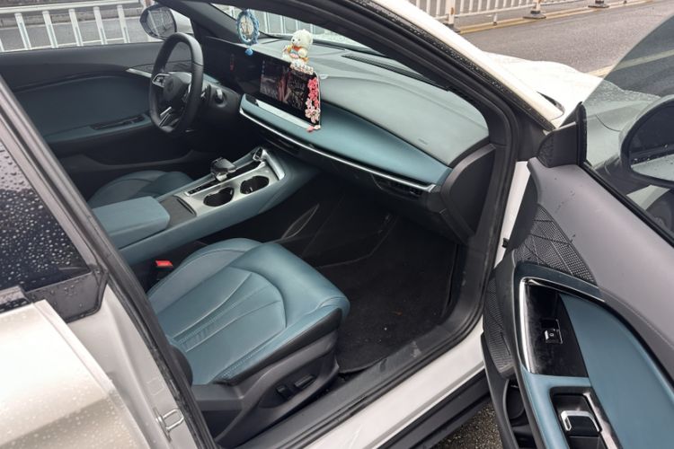 Used MG 7 2023 2.0T Automatic Hunter Luxury Edition Interior 8