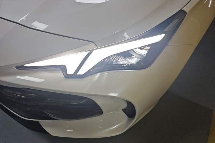 Used MG 7 2023 2.0T Automatic Hunter Luxury Edition Left Front Headlight