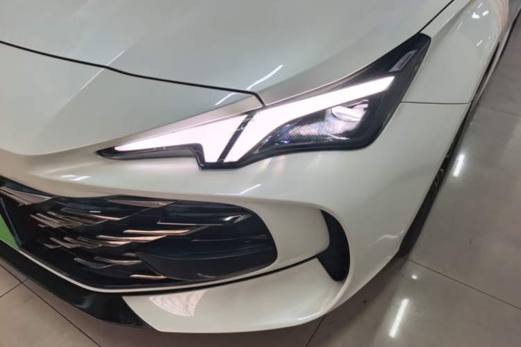 Used MG 7 2023 2.0T Automatic Hunter Luxury Edition Left Front Headlight