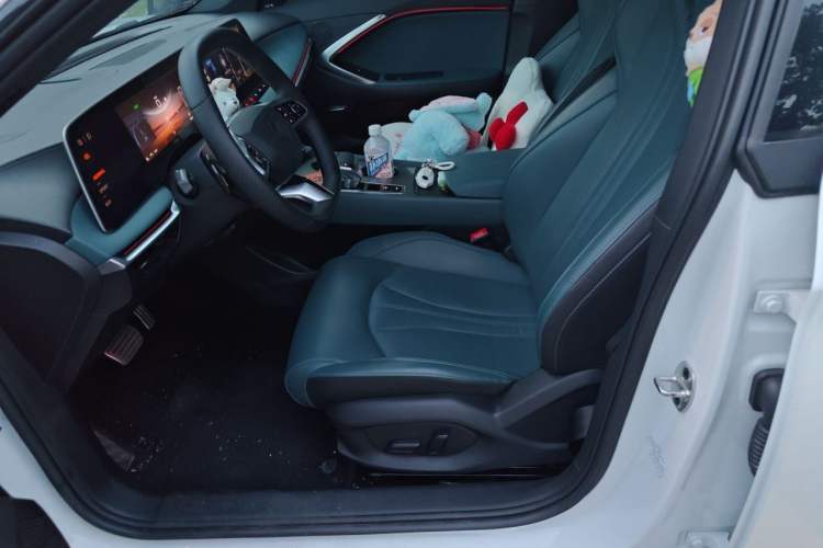Used MG 7 2023 1.5T DCT Elegant & Graceful Edition Left Front Seat