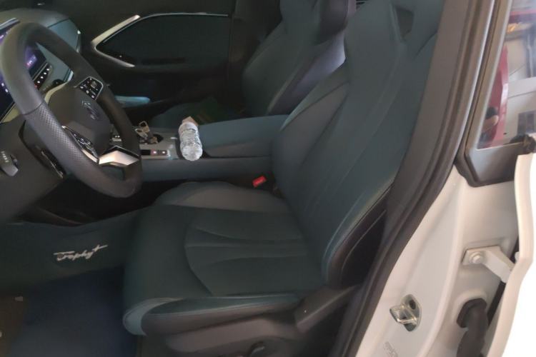 Used MG 7 2023 2.0T Automatic Hunter Luxury Edition Left Front Seat