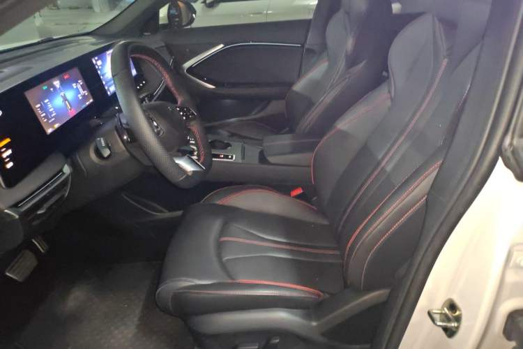 Used MG 7 2023 2.0T Automatic Hunter Luxury Edition Left Front Seat