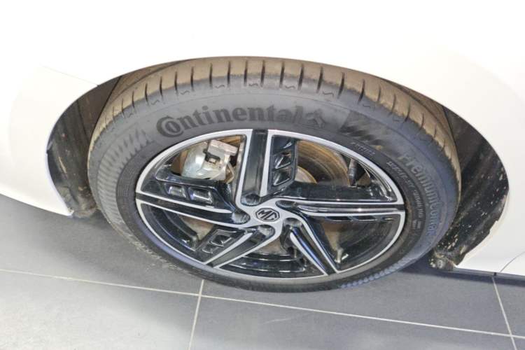 Used MG 7 2023 1.5T DCT Luxurious Supreme Edition Left Front Wheel Hub