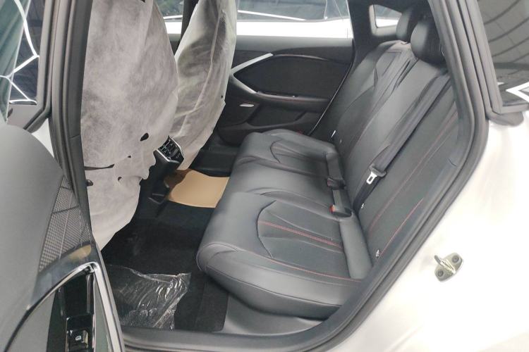 Used MG 7 2023 1.5T DCT Supreme Comfort Edition Left Rear Seat