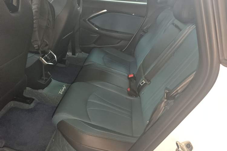 Used MG 7 2023 2.0T Automatic Hunter Luxury Edition Left Rear Seat