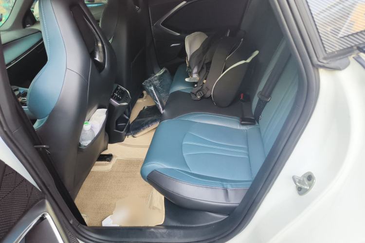 Used MG 7 2023 2.0T Automatic Hunter Luxury Edition Left Rear Seat
