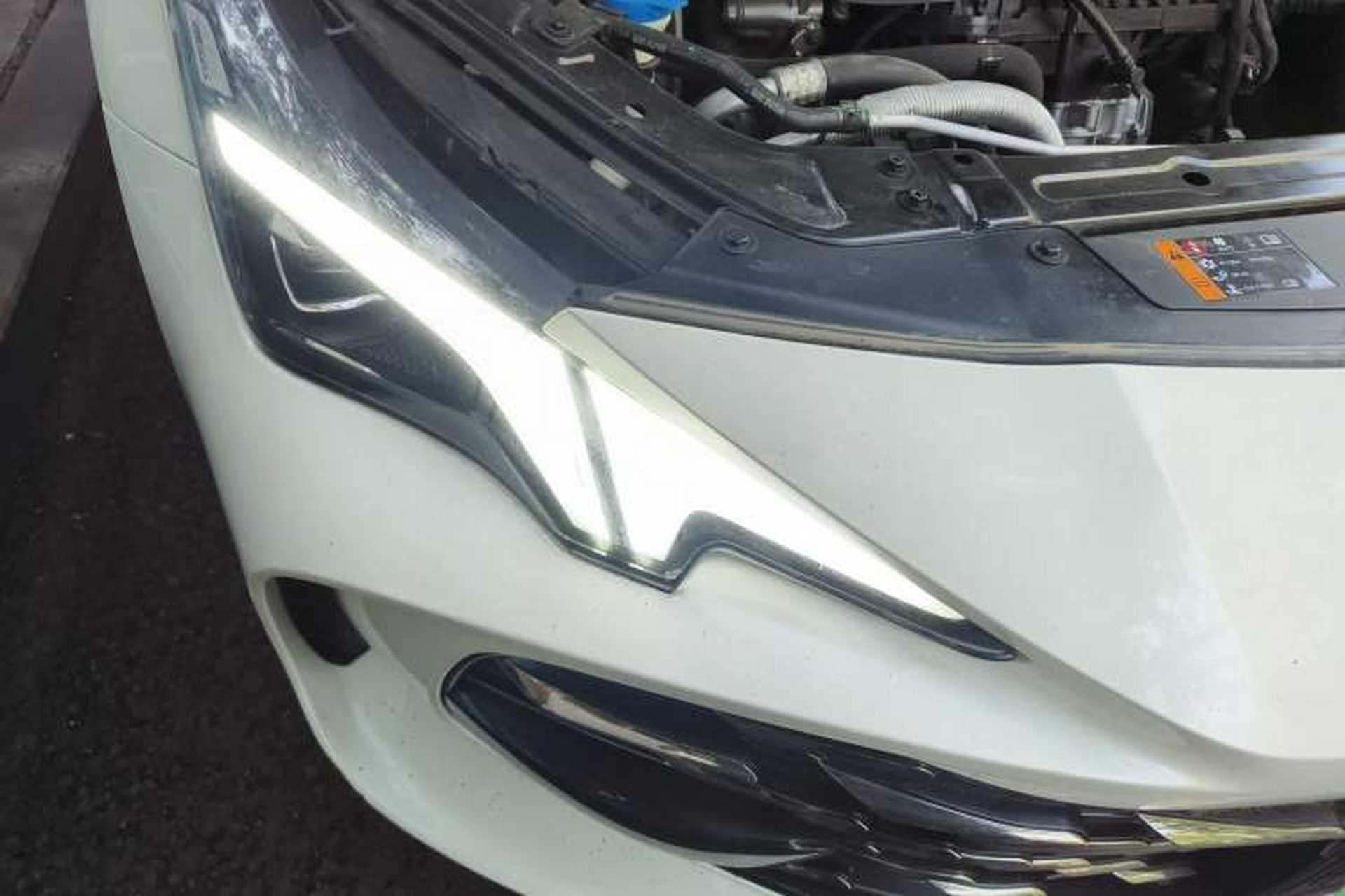 Used MG 7 2023 2.0T Automatic Hunter Luxury Edition Right Front Headlight