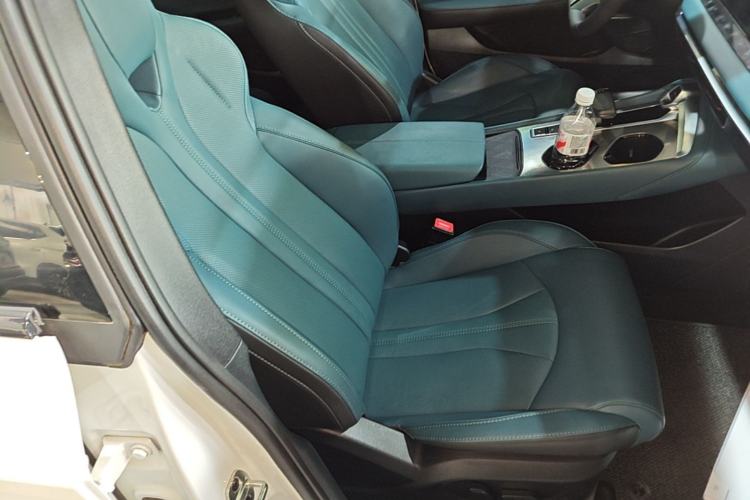 Used MG 7 2023 1.5T DCT Elegant & Graceful Edition Right Front Seat