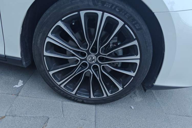 Used MG 7 2023 1.5T DCT Elegant & Graceful Edition Right Front Wheel Hub