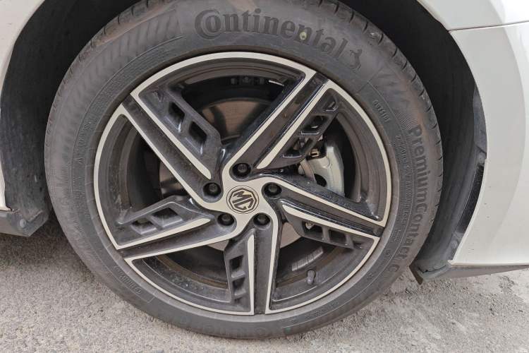 Used MG 7 2023 1.5T DCT Luxurious Supreme Edition Right Front Wheel Hub