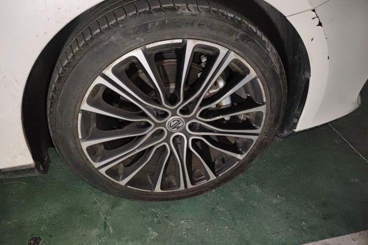 Used MG 7 2023 1.5T DCT Elegant & Graceful Edition Right Front Wheel Hub