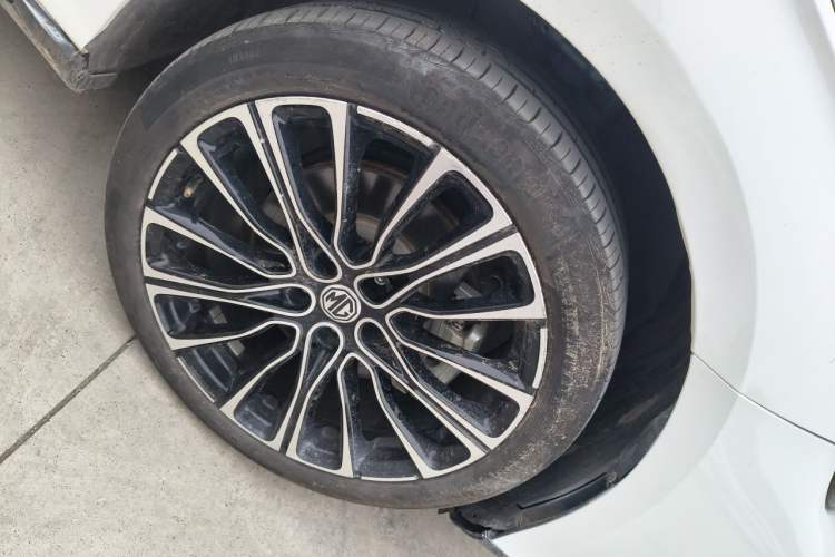 Used MG 7 2023 2.0T Automatic Hunter Luxury Edition Right Front Wheel Hub