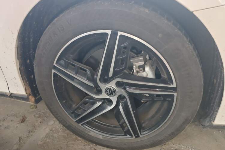 Used MG 7 2023 1.5T DCT Luxurious Supreme Edition Right Front Wheel Hub