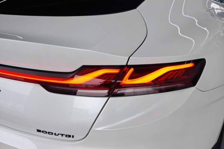 Used MG 7 2023 1.5T DCT Luxurious Supreme Edition Right Rear Taillight