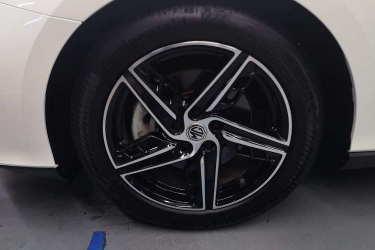 Used MG 7 2023 1.5T DCT Luxurious Supreme Edition Right Rear Wheel Hub
