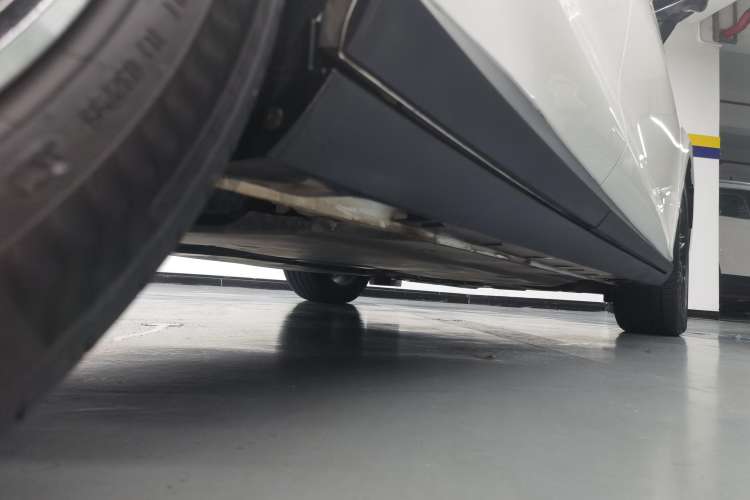 Used MG 7 2023 1.5T DCT Luxurious Supreme Edition Right Side Sill
