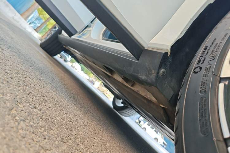 Used MG 7 2023 1.5T DCT Elegant & Graceful Edition Right Side Sill