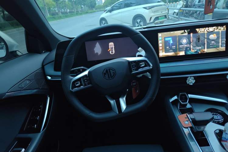 Used MG 7 2023 1.5T DCT Elegant & Graceful Edition Steering Wheel