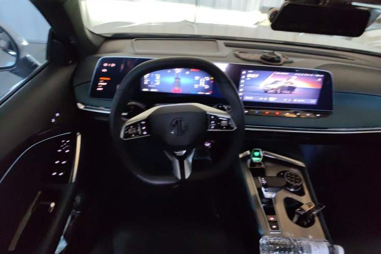 Used MG 7 2023 2.0T Automatic Hunter Luxury Edition Steering Wheel