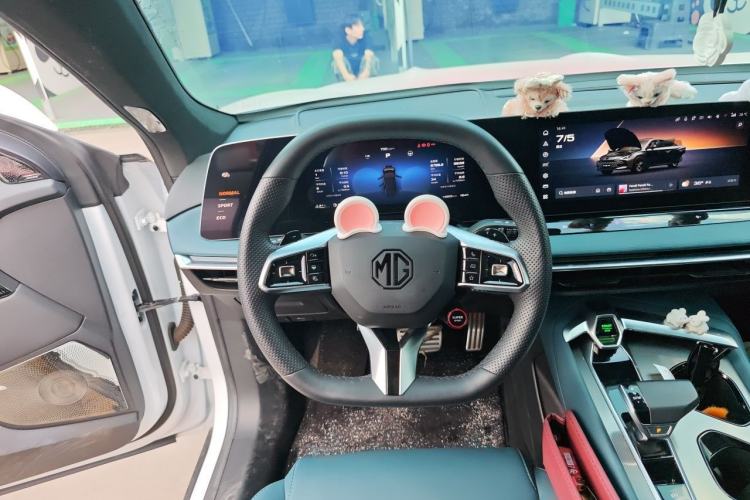 Used MG 7 2023 2.0T Automatic Hunter Luxury Edition Steering Wheel