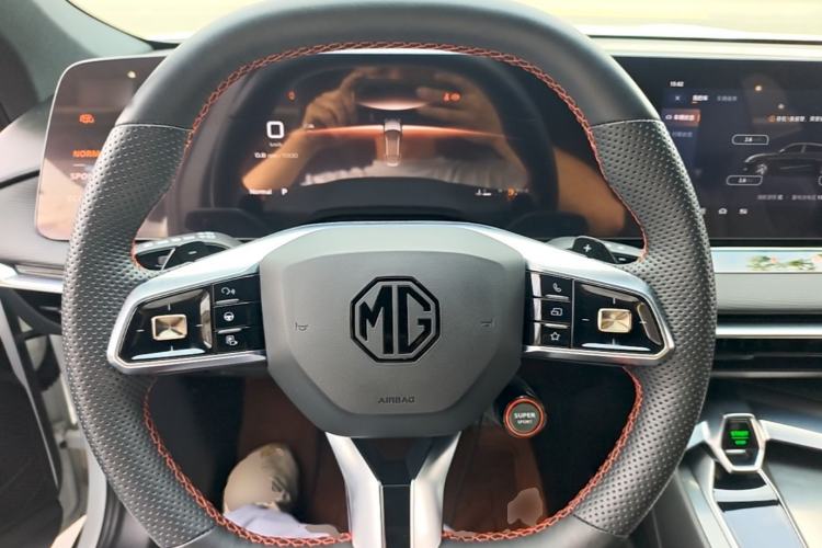 Used MG 7 2023 2.0T Automatic Hunter Luxury Edition Steering Wheel