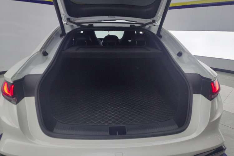 Used MG 7 2023 2.0T Automatic Hunter Luxury Edition Trunk
