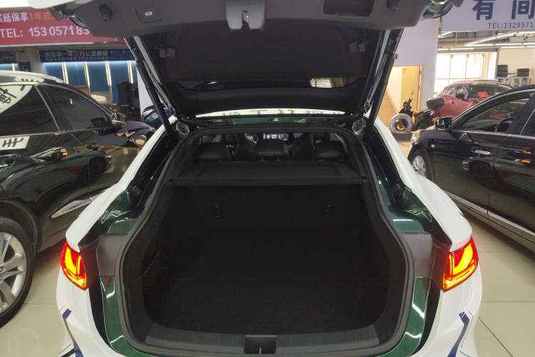 Used MG 7 2023 2.0T Automatic Hunter Luxury Edition Trunk