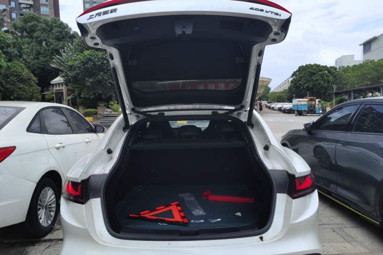 Used MG 7 2023 2.0T Automatic Hunter Luxury Edition Trunk