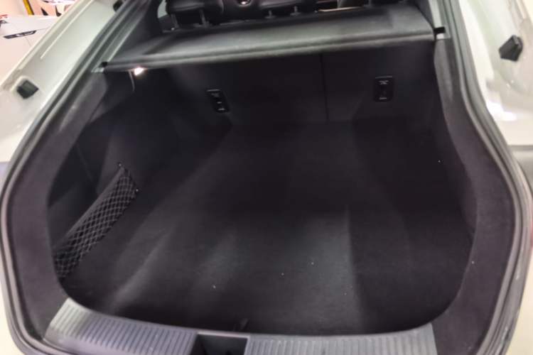 Used MG 7 2023 2.0T Automatic Hunter Luxury Edition Trunk