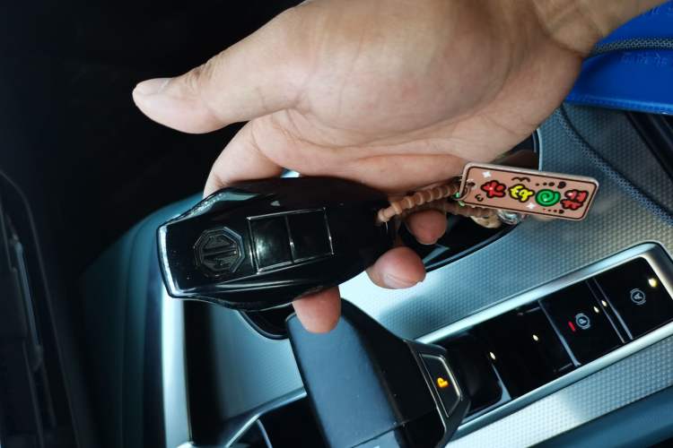 Used MG 7 2023 1.5T DCT Luxurious Supreme Edition Vehicle Key
