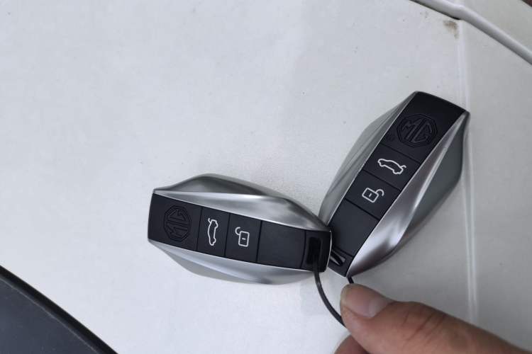 Used MG 7 2023 2.0T Automatic Hunter Luxury Edition Vehicle Key