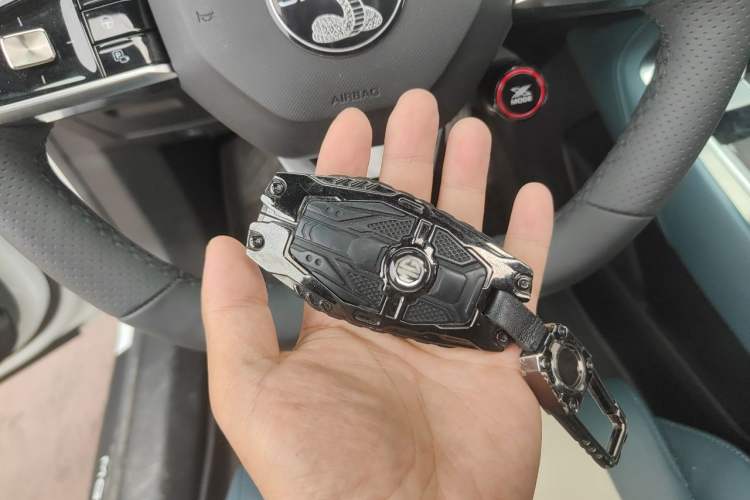 Used MG 7 2023 2.0T Automatic Trophy+ Ignition Glory Edition Vehicle Key